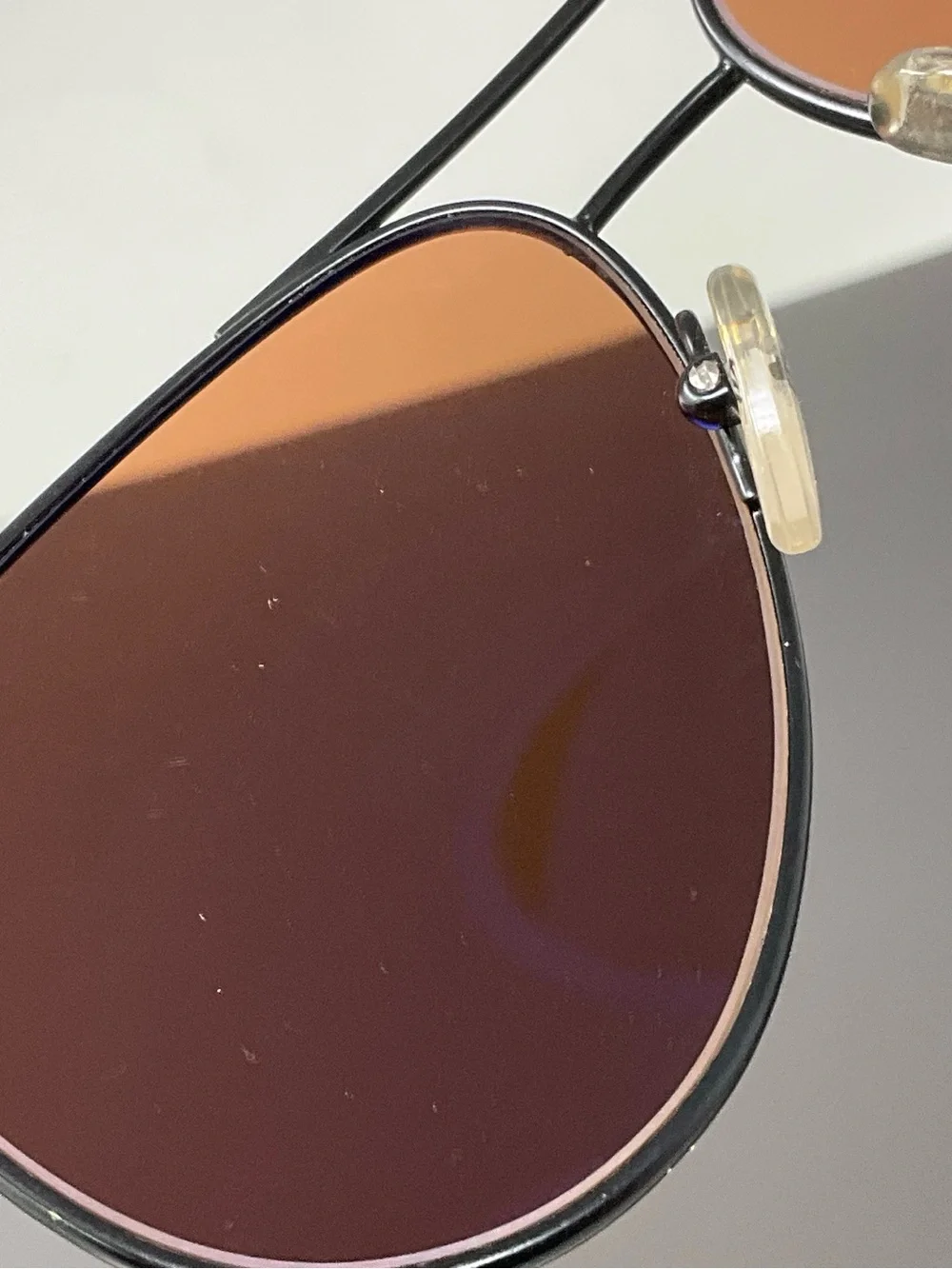 Serengeti Sunglasses Small Aviator photochromic polarized 6889 some scratches